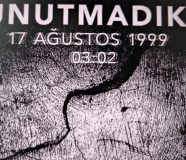 DEPREM ŞEHİTLERİMİZİ RAHMETLE ANIYORUZ